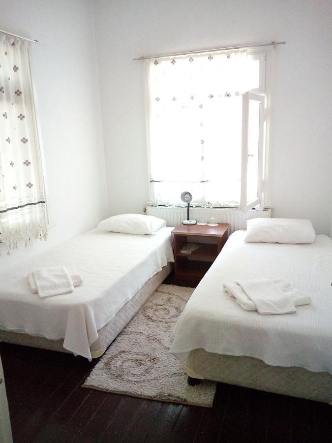 Mavi Pension Hotel Ayvalik Luaran gambar
